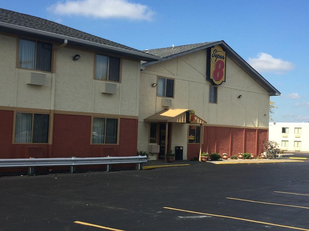 Super 8 By Wyndham Merrillville Eksteriør bilde