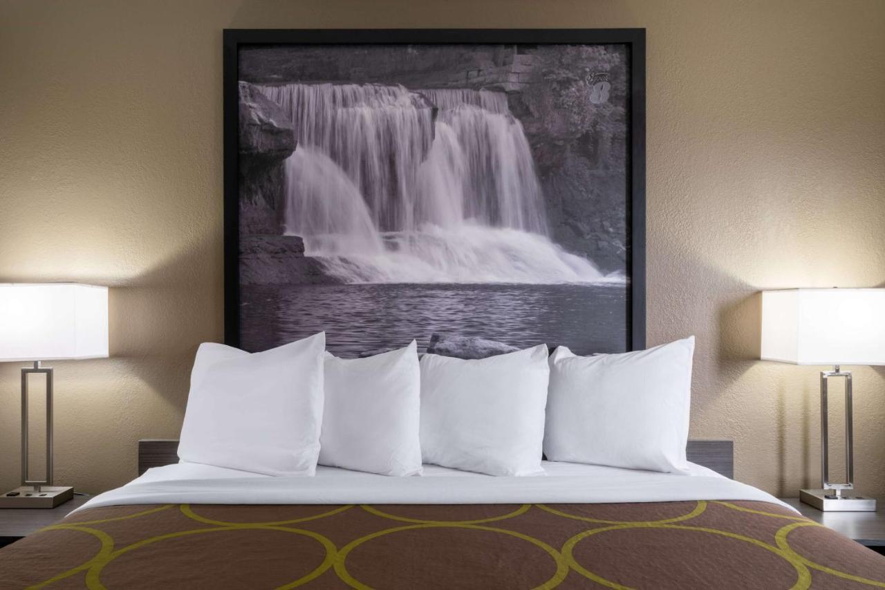 Super 8 By Wyndham Merrillville Eksteriør bilde
