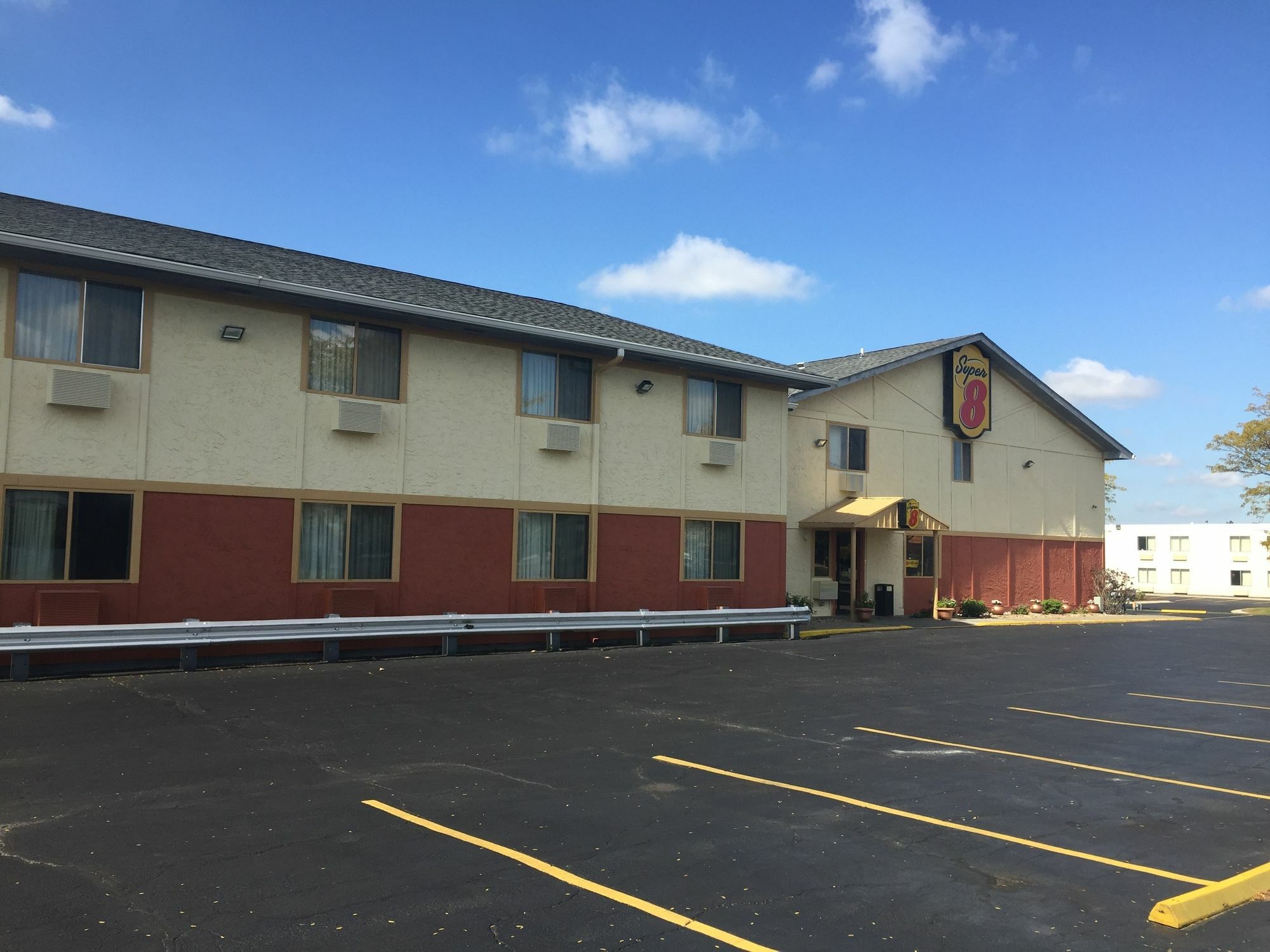 Super 8 By Wyndham Merrillville Eksteriør bilde